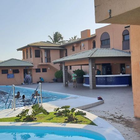 Guarajuba Pe Na Areia Appartement Buitenkant foto